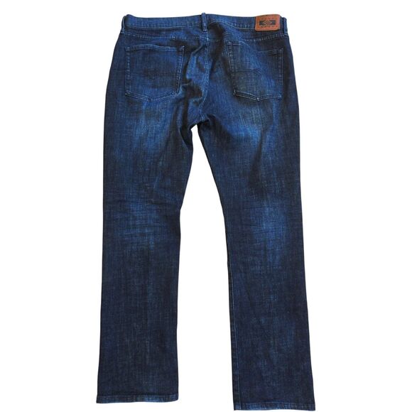 Joseph Abboud Slim Fit Jeans Mens 38x32 Blue Dark Wash Stretch Denim Modern EUC - Picture 3 of 13